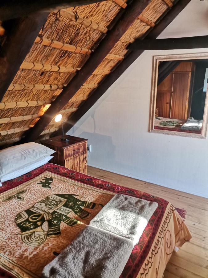 Chilli Moon B&B สติลบาย ภายนอก รูปภาพ